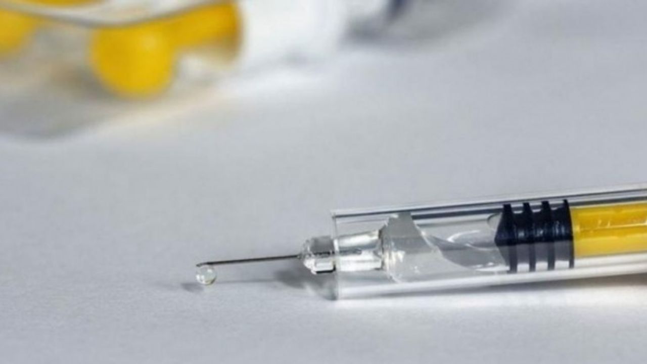 BioNTech aşılarının ilk partisi Türkiye'ye ulaştı