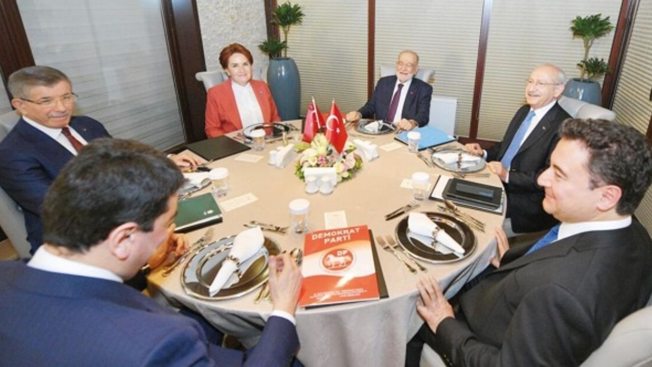 Özkök, 6'lı toplantıya davet edilen gazetecilerin listesini paylaştı