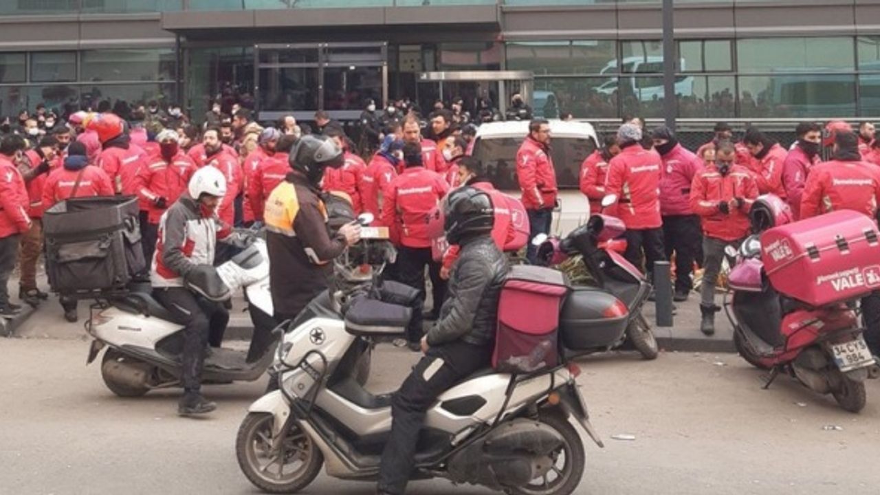 Yemeksepeti Banabi emekçilerinin eylemi 3'üncü gününde