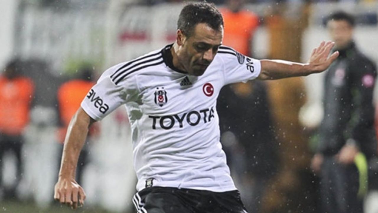 Beşiktaş'ın eski futbolcusu Ekrem Dağ'dan olay 'parmak' itirafı