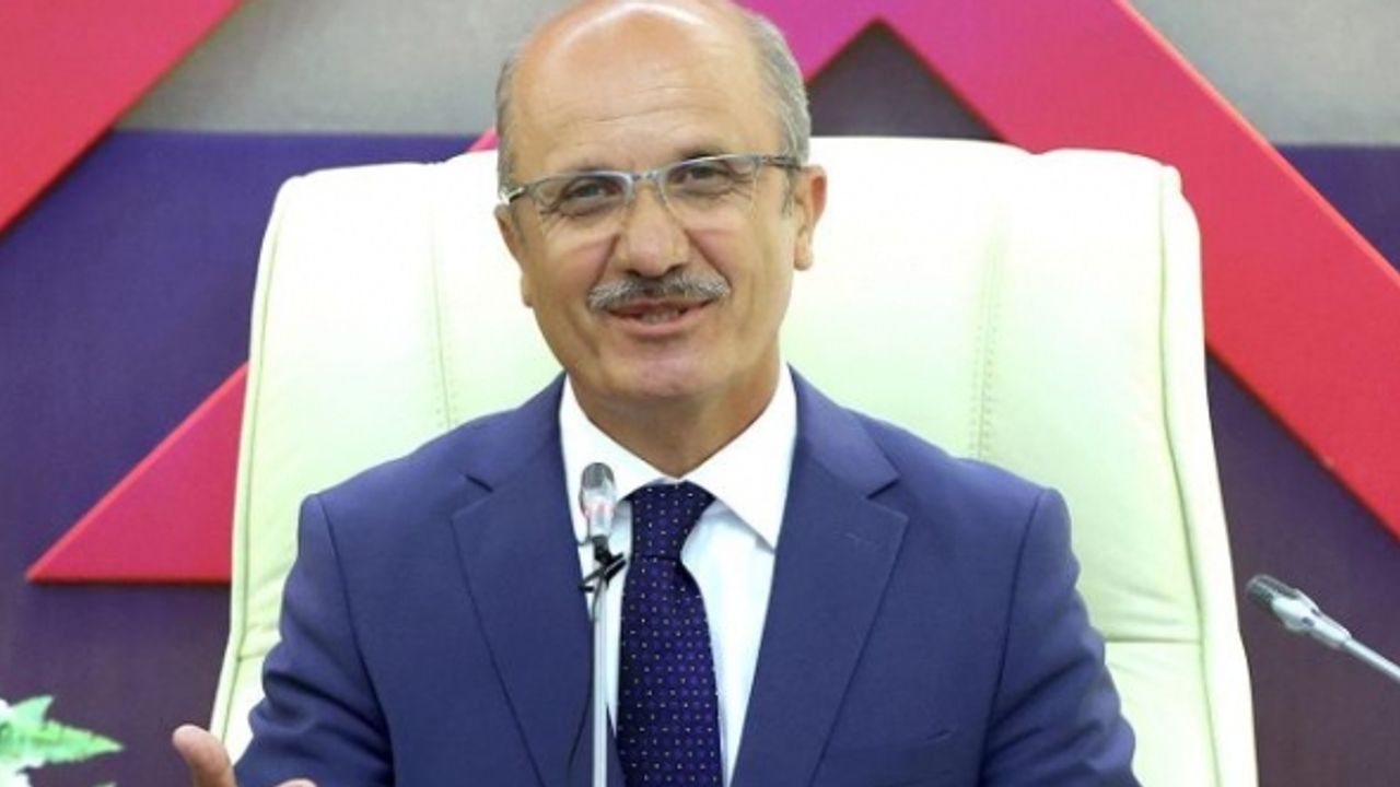 YÖK Başkanı Özvar sınavı değerlendirdi: Bize düşen üniversitelerin önünü açmak