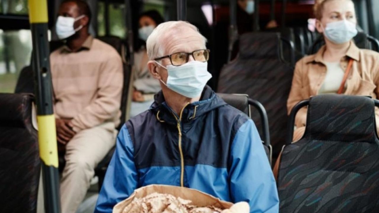 Almanya'da maske zorunluluğu geri geliyor