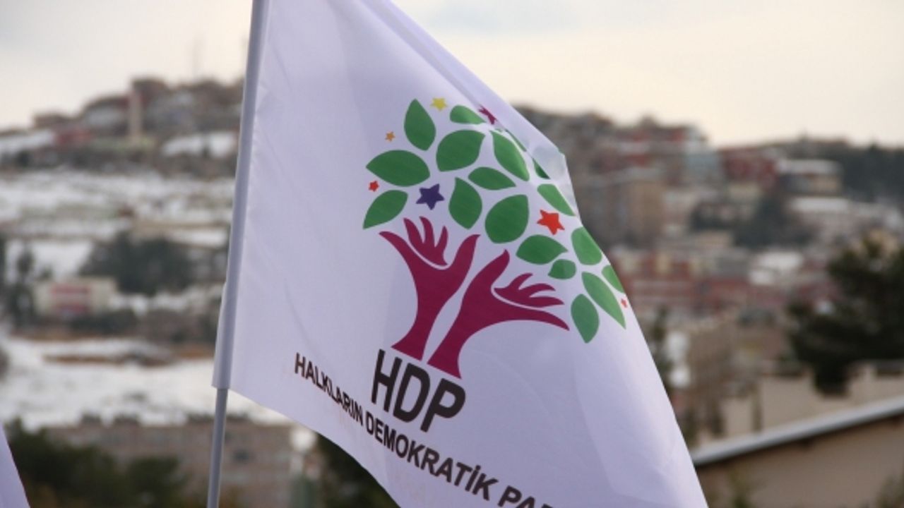Aralarında Mehmet Altan ve Ali Bayramoğlu'nun olduğu 30 isme teklif götürdüler