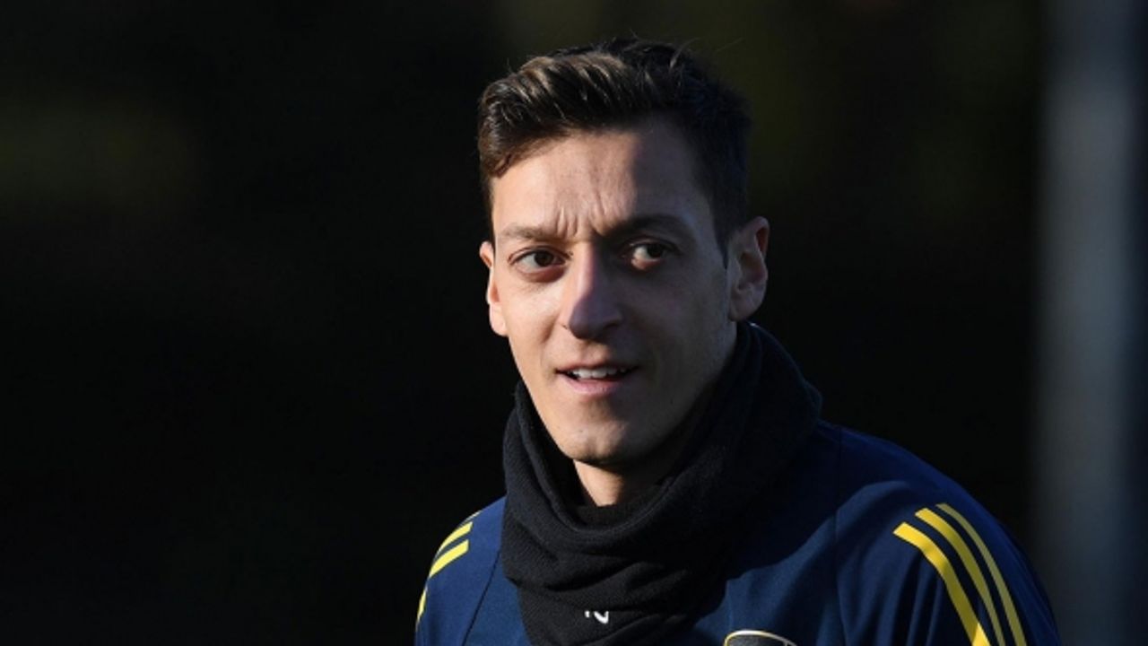 Fenerbahçe, Mesut Özil ile yollarını ayırdı