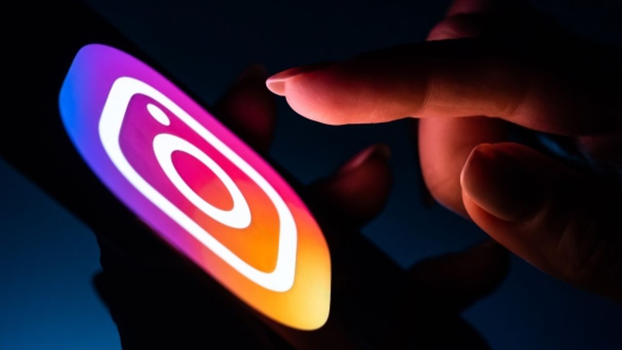 Instagram yine çöktü