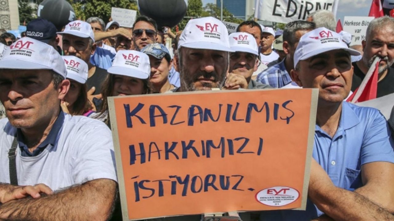 Sarayın en küçük ortağı EYT adımının ne zaman atılacağını açıkladı