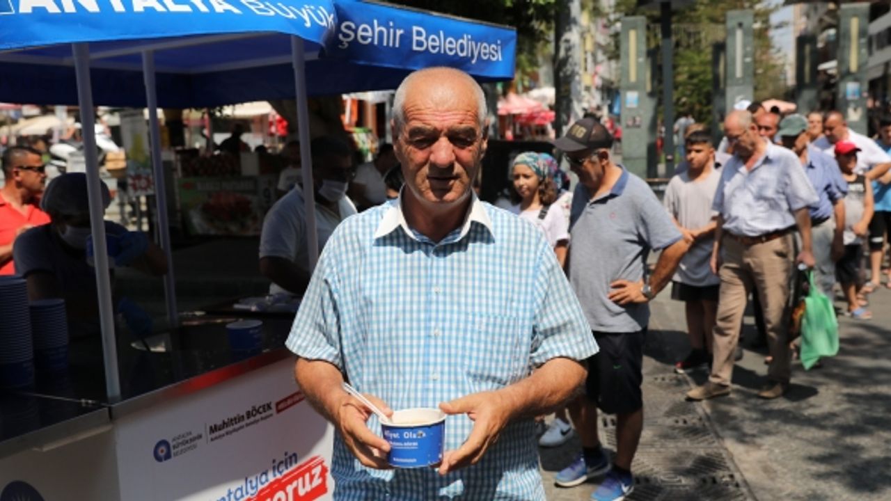 Büyükşehir 40 bin kişiye aşure ikram edecek