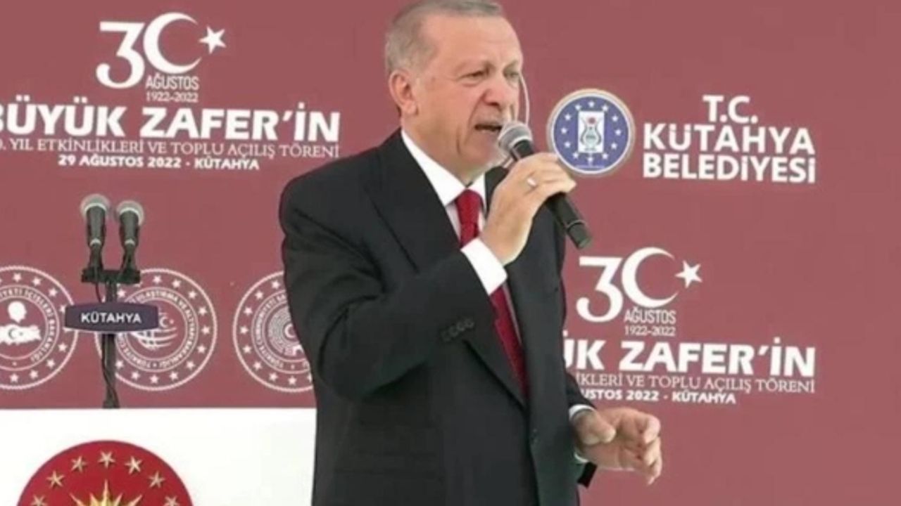 Erdoğan 'Büyük Zaferi'n 100. Yılı'nda  sabır istedi