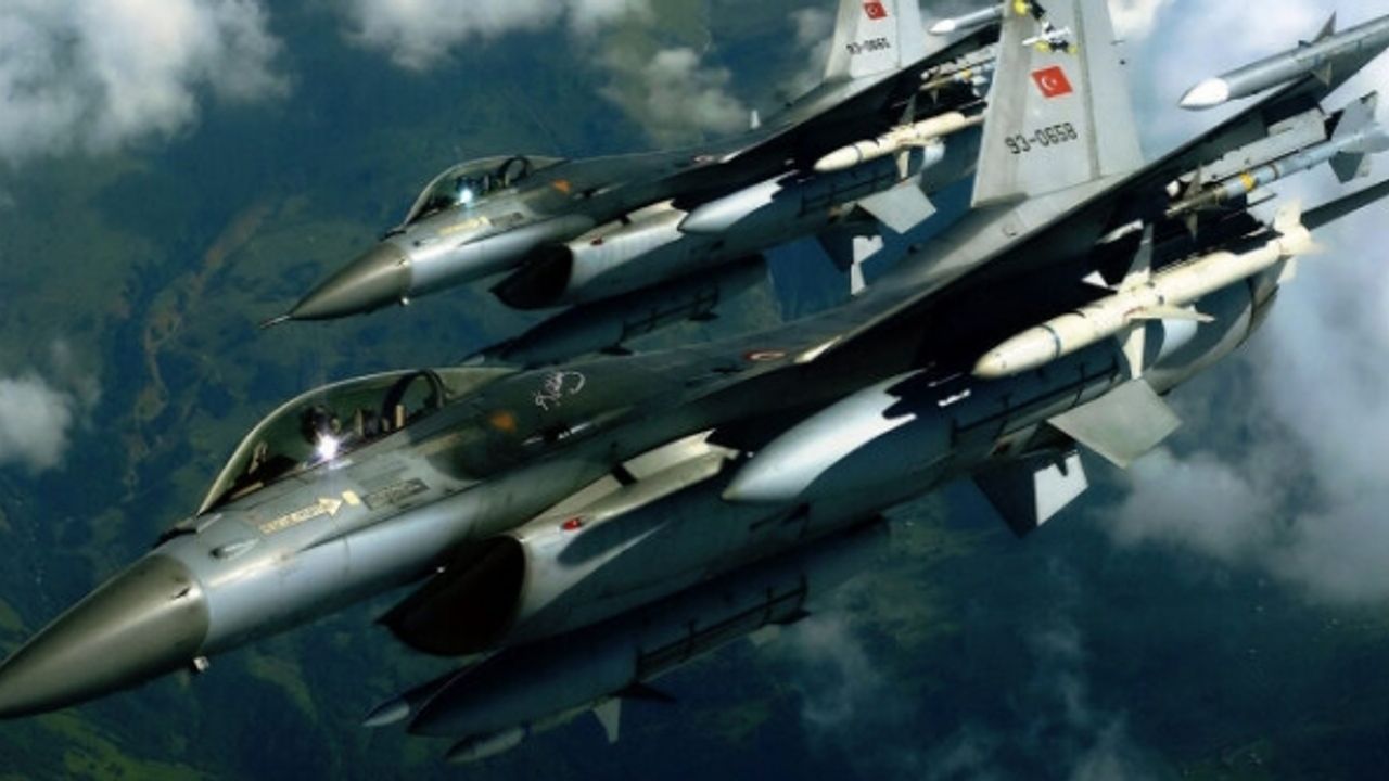 İpleri kopma noktasına getirecek: Yunanistan Türk F-16’larına yeniden S-300’den radar kilidi attı