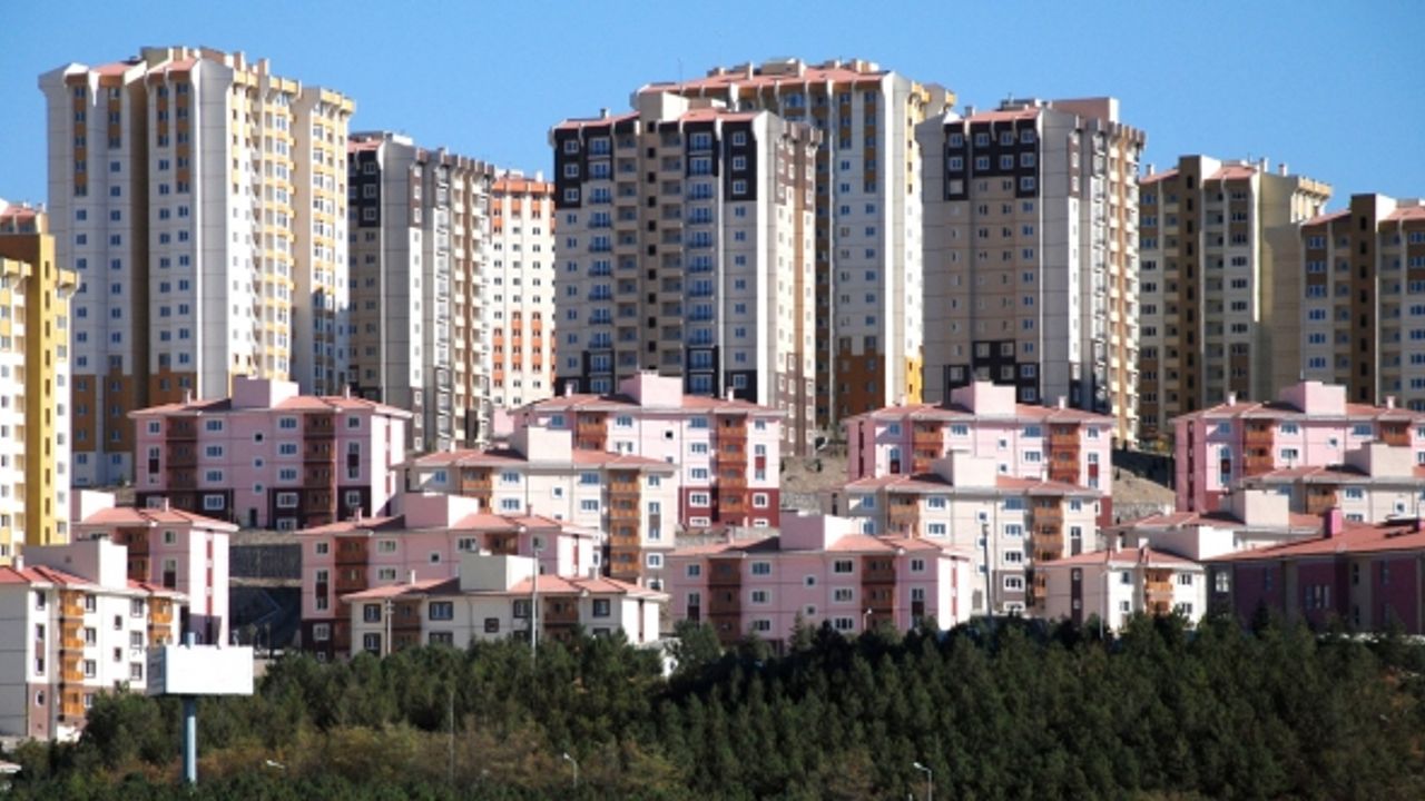 Yabancılara ev satışı: TOKİ o listeleri sitesinden kaldırdı