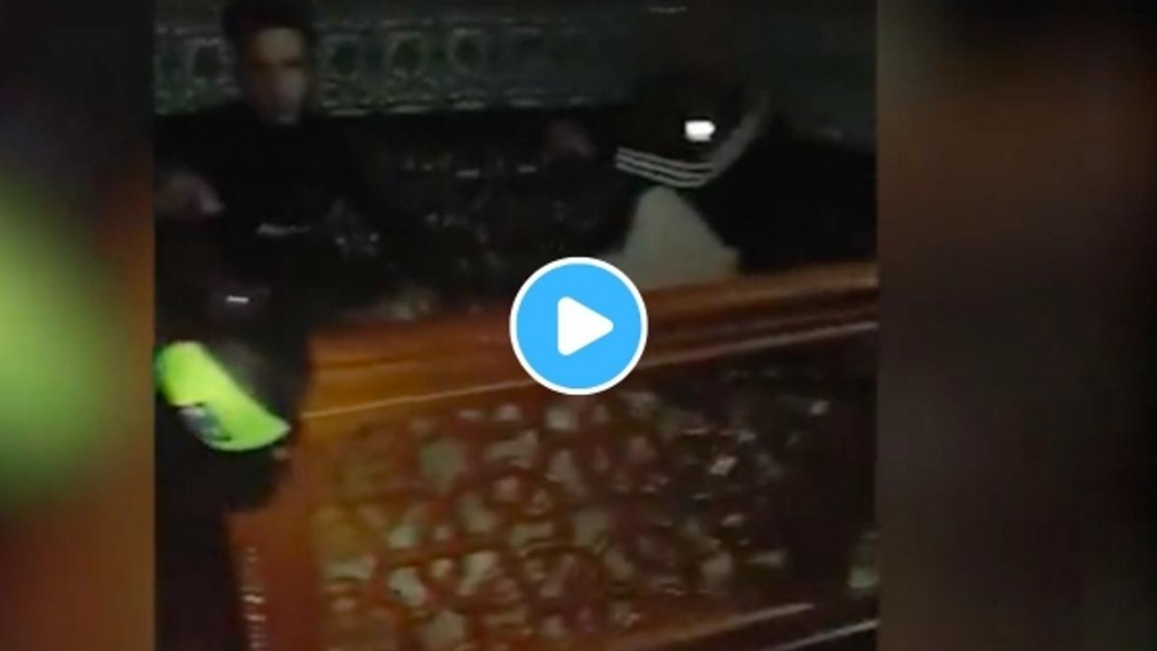 Camiye 'Isabelle' baskını: Ne ilahisi lan