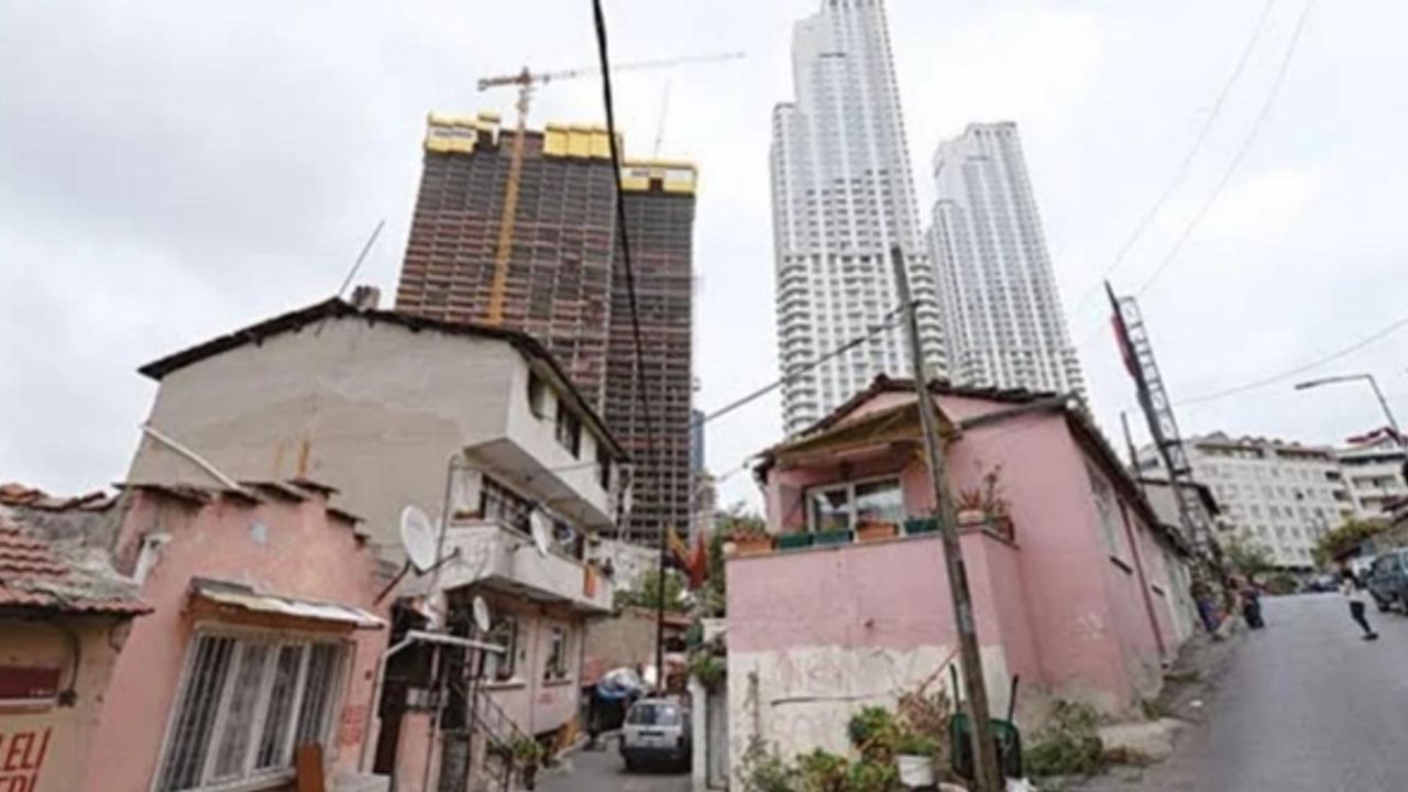 Düzensiz göçmenlere ev kiralayan iki kişiye 311 bin TL ceza