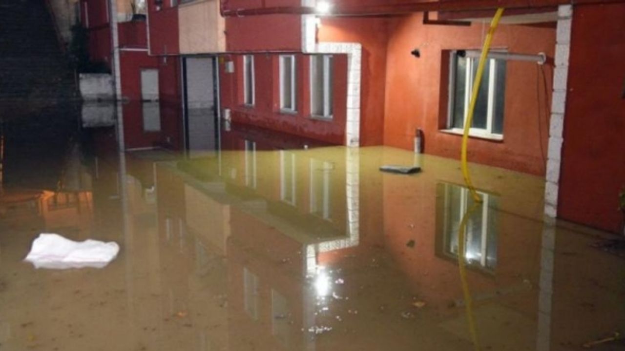 Kastamonu'da 400 ev ve işyeri sular altında kaldı