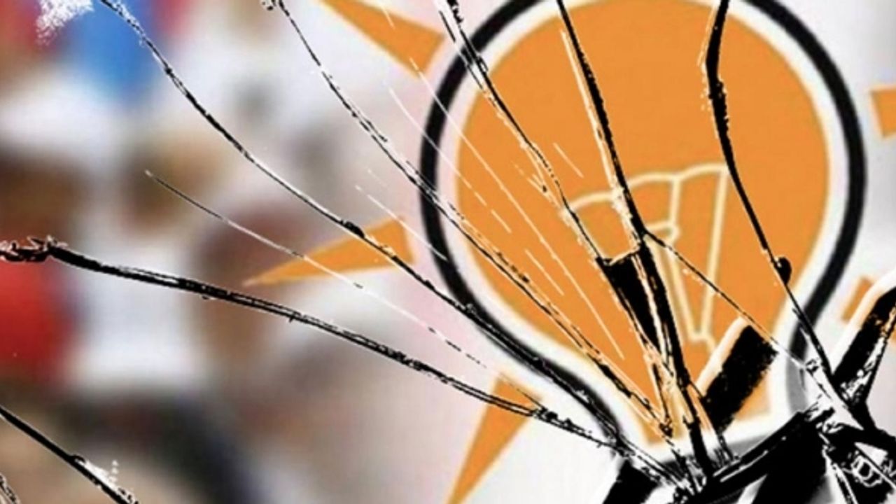 AKP kulisi: AKP'li vekiller bu nedenle çekişiyor