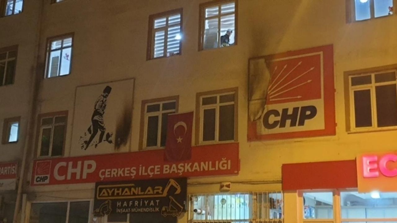 CHP binasına saldırı ile ilgili Çankırı Valisi'nden açıklama