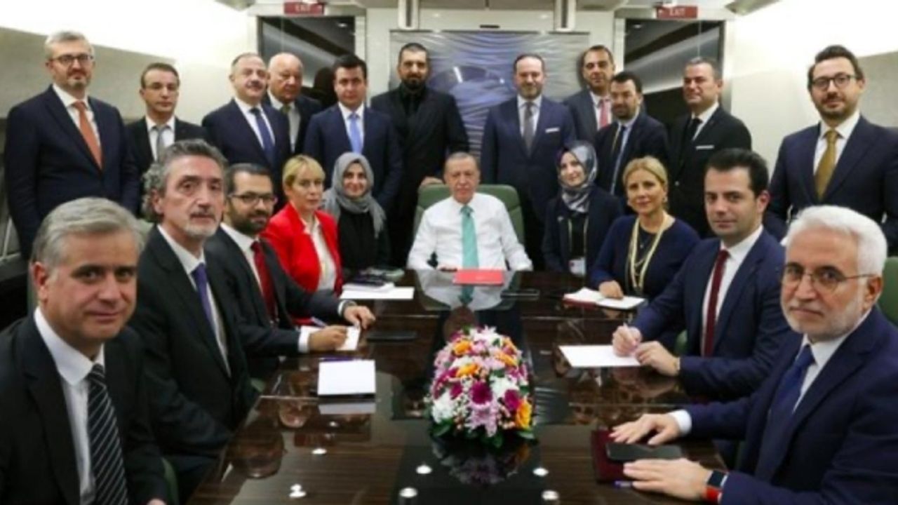 Erdoğan'dan yandaş isimlere kritik açıklamalar: Asgari ücret, Mehmet Ali Çelebi ve Yunanistan...