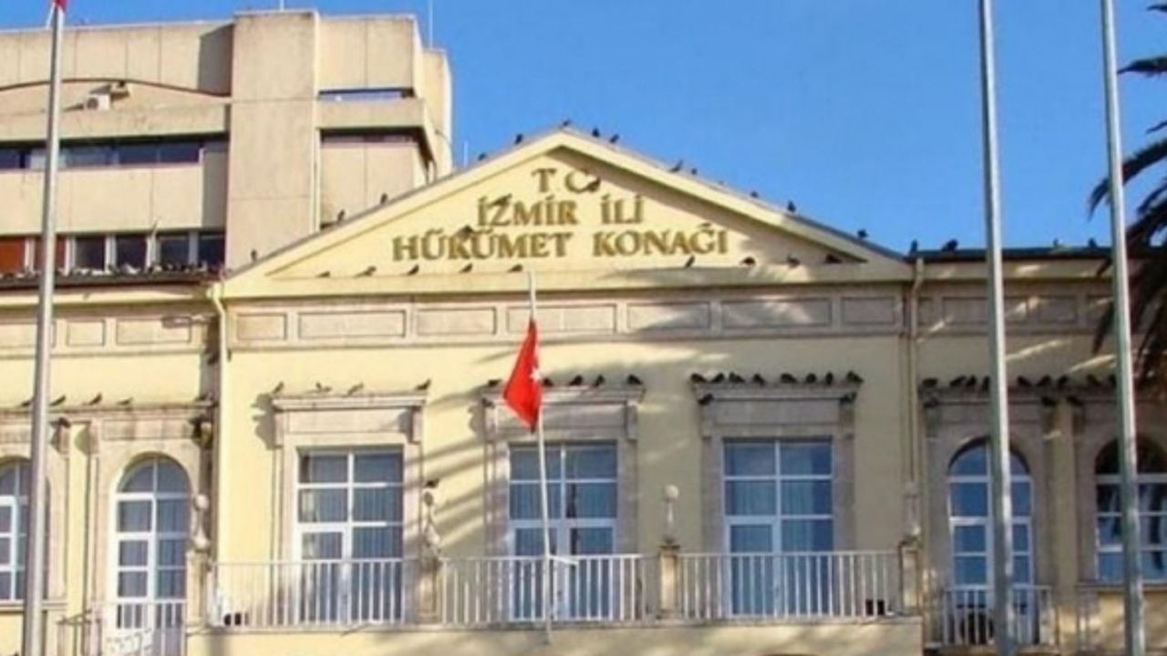 İzmir Valiliği'nden 'kapatılan 3 okul' için açıklama