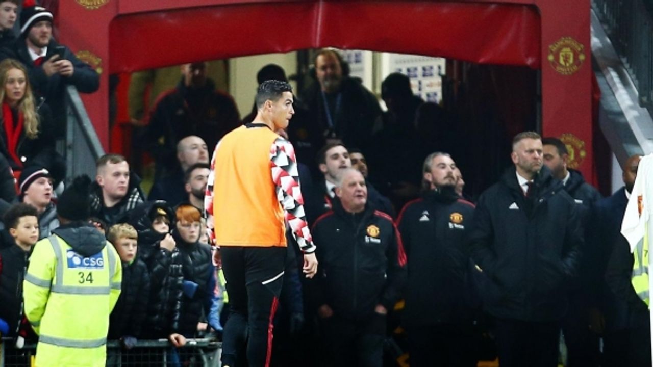 Manchester United'da Ronaldo krizi: Kadro dışı bıraktılar