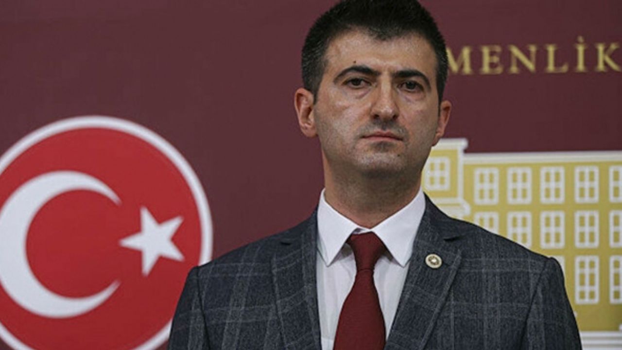 Mehmet Ali Çelebi, resmen duyurdu: Yoluma AK Parti ile devam edeceğim