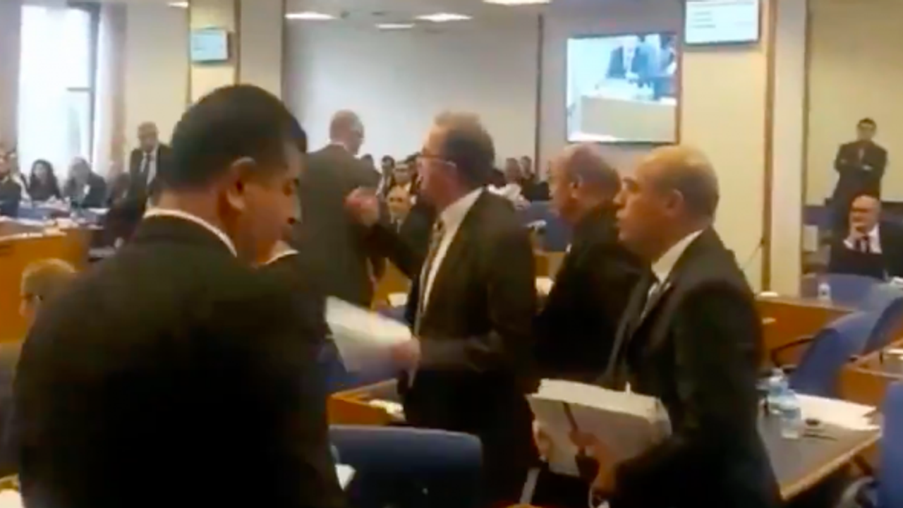 Merkez Bankası bilgi vermeyince CHP, İyi Parti ve HDP salonu terk etti