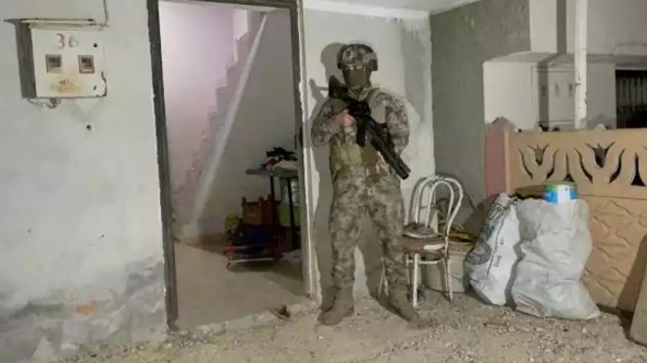Adana'da IŞİD operasyonu: 7 gözaltı