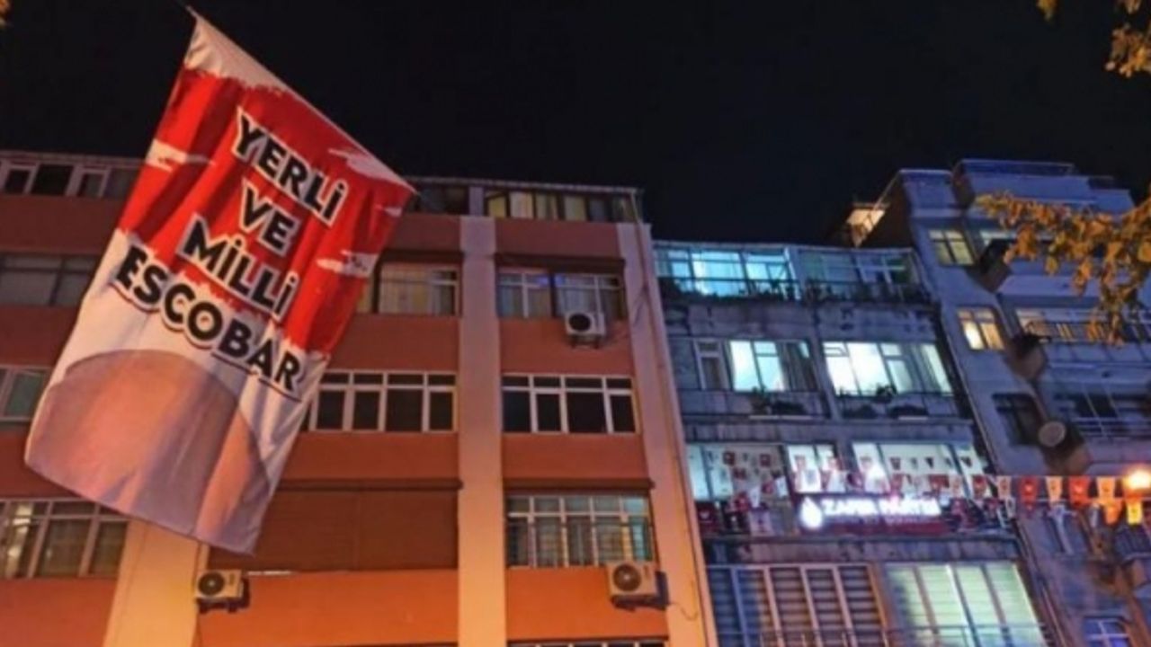 'Yerli ve milli Escobar' pankartına dava