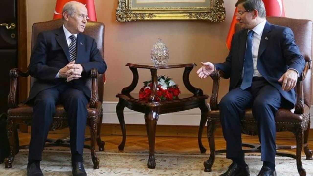 Davutoğlu'ndan Devlet Bahçeli iddiası: Nasıl içlerine sindiriyorlar