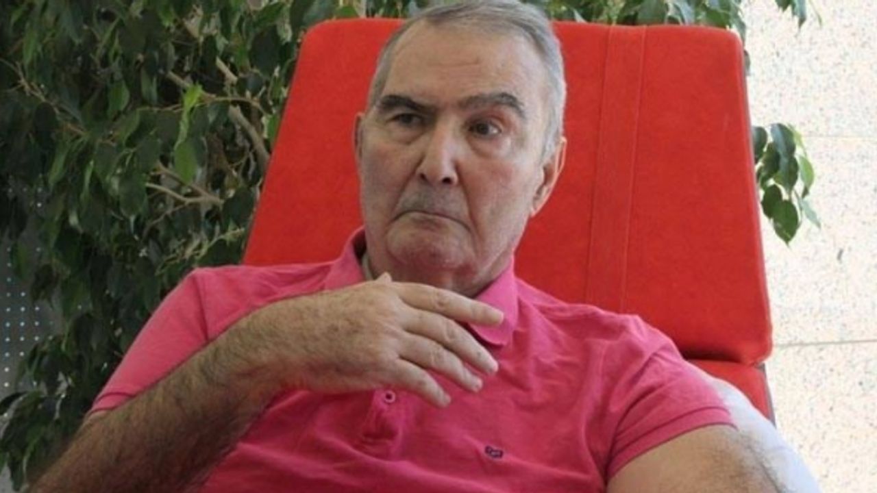 Deniz Baykal'ın evinde 'istifa' toplantısı