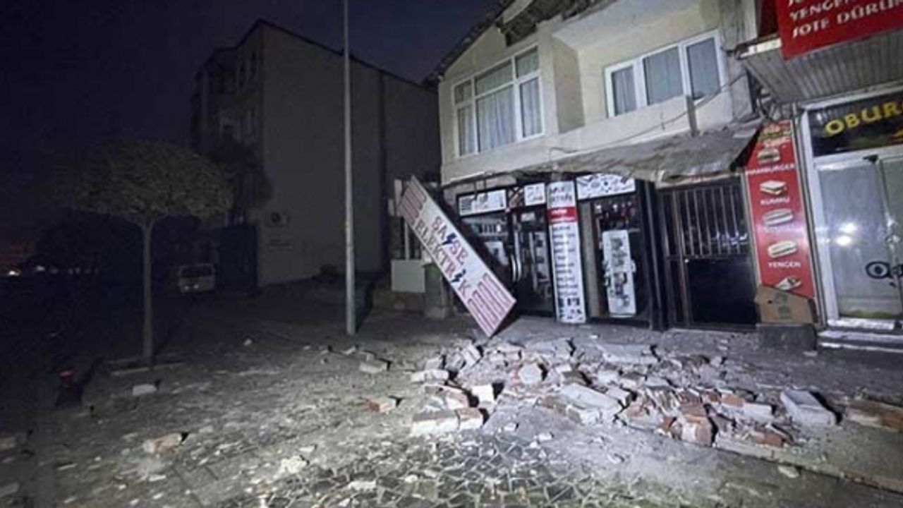 Depremin enkazı netleşiyor: Bakan Koca'dan yeni açıklama