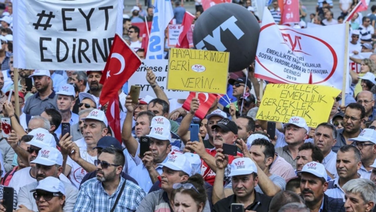 İktidar EYT için tarihi verdi: En kötü ihtimal...
