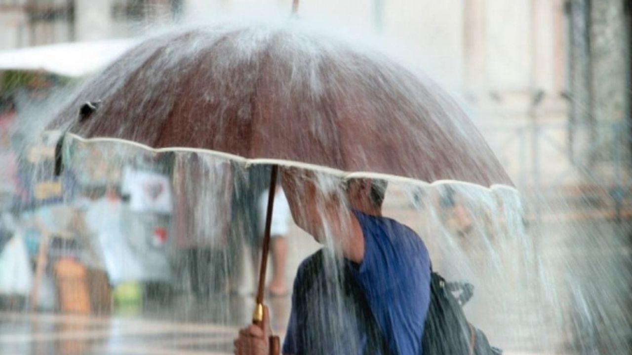 Meteoroloji’den İstanbul dahil birçok il için ‘sağanak’ uyarısı