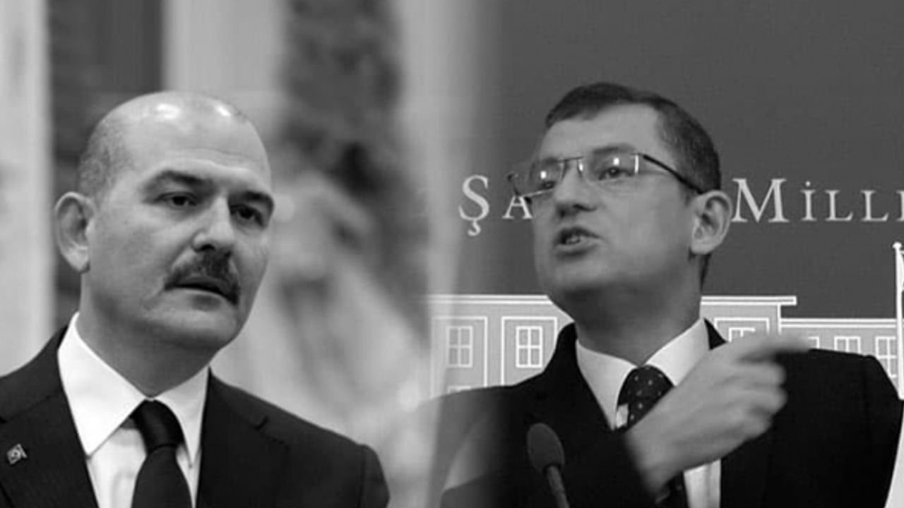 Özgür Özel fotoğraf gösterdi: Süleyman Soylu’ya vazife verilsin Fethullah Gülen’in elini de öper