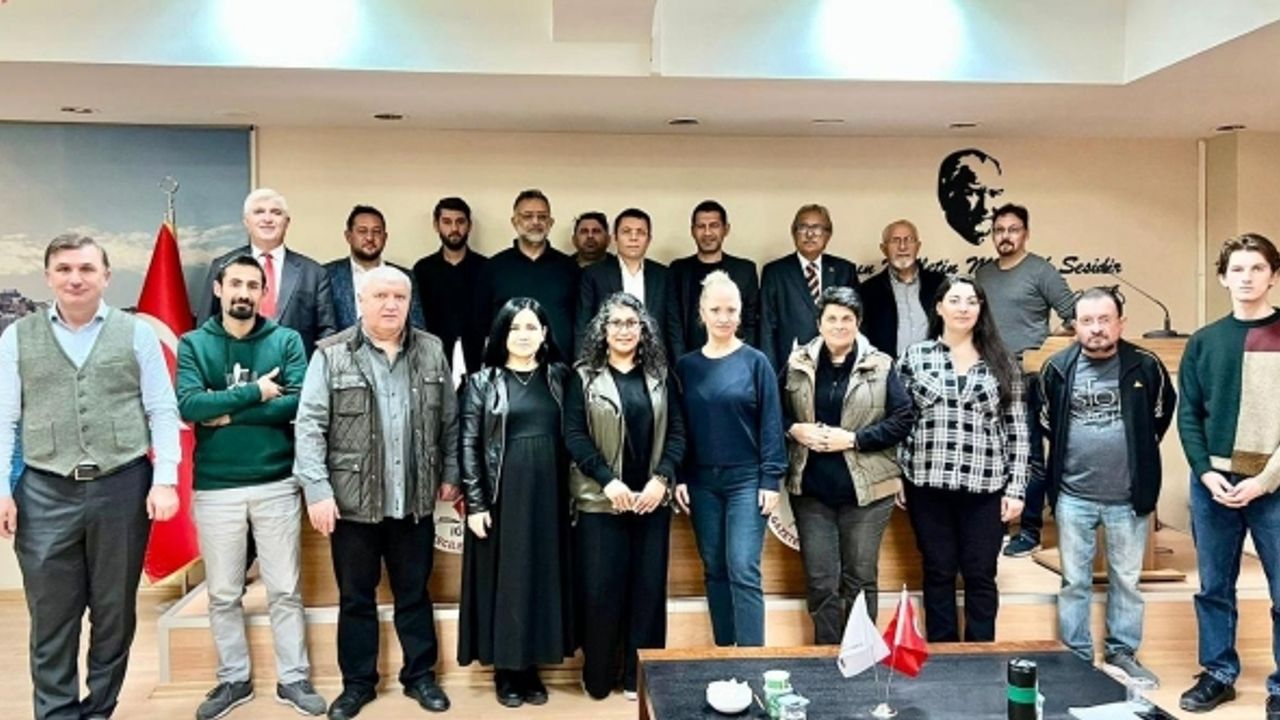 Yurttaş gazetecisiymiş... Hiç yurttaş dişçi olur mu?