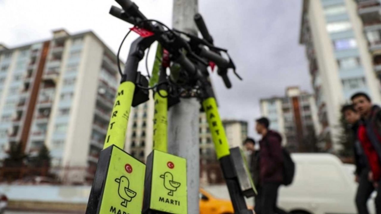 Bir belediye daha scooterları toplatıyor
