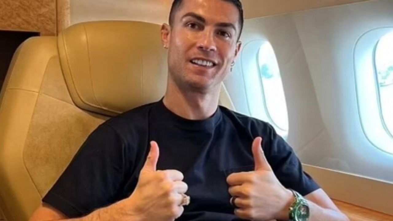 Ronaldo'ya, 630 bin pound'luk saat hediyesi