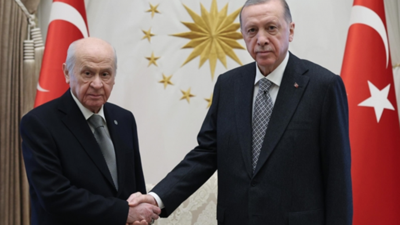 AKP ve MHP, Suriyeliler gitmesin diye oy kullandı