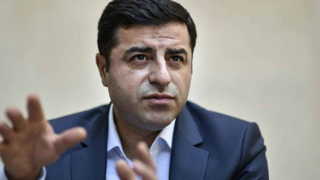 Demirtaş: "İktidarınızın sayılı günlerini efendice tamamlayıp defolun!"