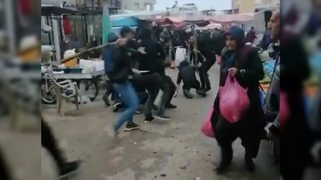 Suriyeli iki grup pazar yerinde kavga etti