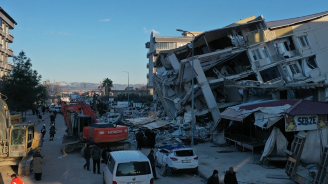 Kahramanmaraş ve Gaziantep'e doğalgaz verildi
