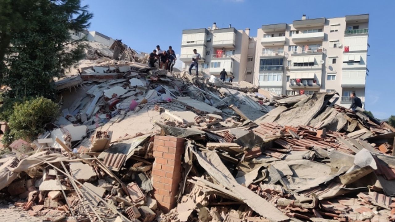 İslahiyeli depremzede: Buranın yetkilisi kimdir, belediye başkanı, kaymakam daha yüzünü görmedi halk