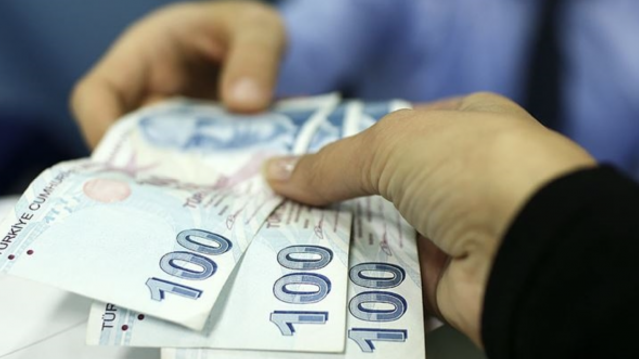 "Nasıl bir sosyal güvenlik sistemi ki 30 sene çalışanına 7 bin 500 lira aylık veriyor"