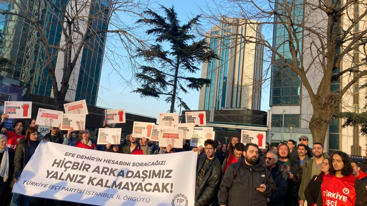 TİP'ten Yapı Kredi önünde 'intihar' eylemi
