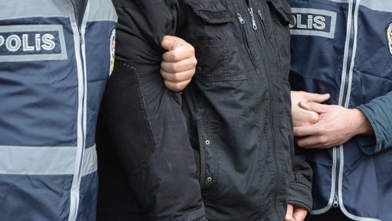 Hatay'da 72 kişinin can verdiği sitenin müteahhidi tutuklandı