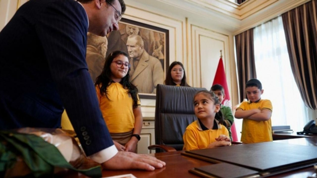 İBB'nin çocuk başkanı talimatı verdi, İmamoğlu 'takipçisi olacağım' dedi...