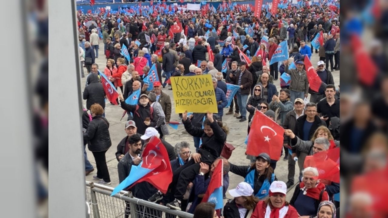 Maltepe mitingi için on binler toplanmaya başladı