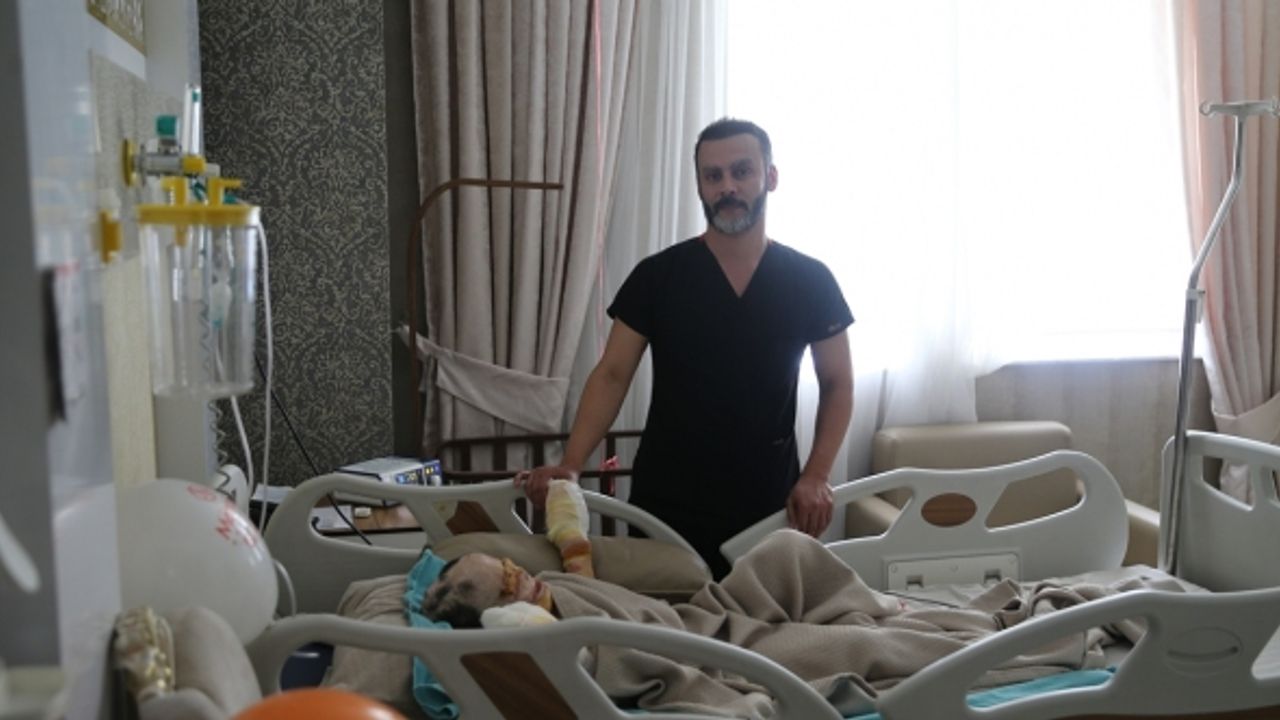 Vücudunun yüzde 65'i yanan Eymen'e doku naki yapıldı