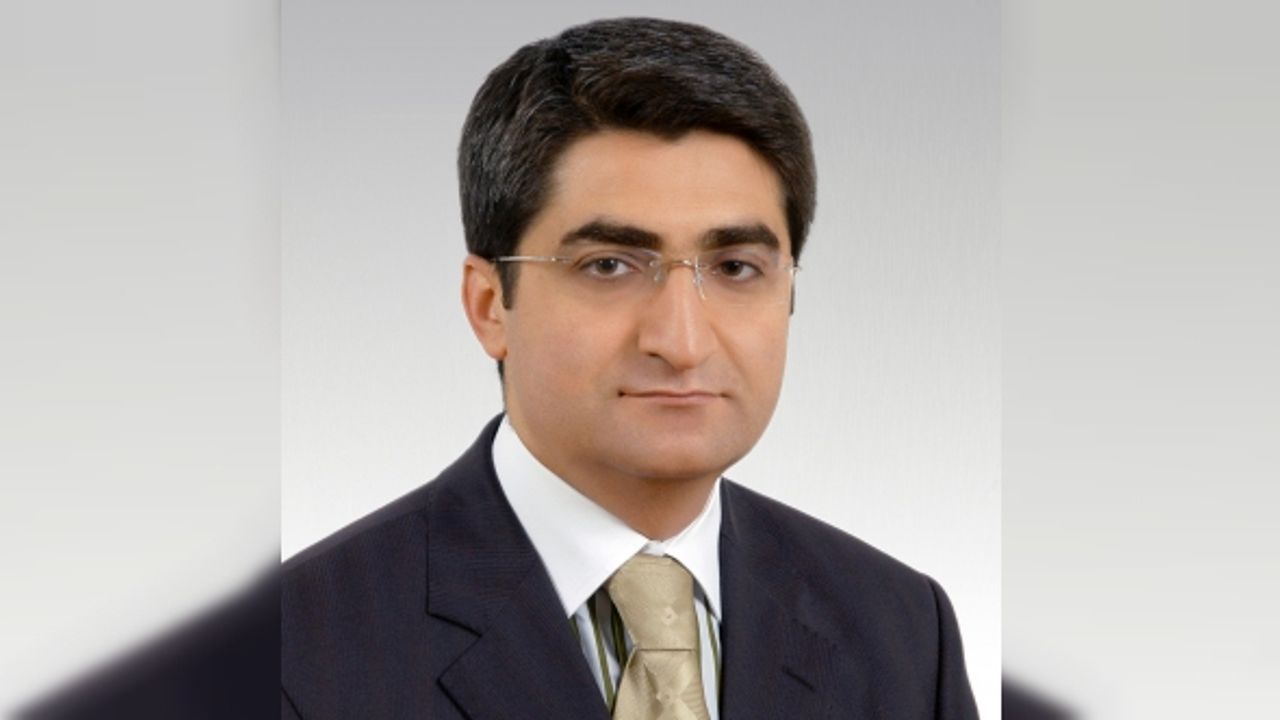“Yemin töreninde her milletvekili kendi partisi ile anons edilecek”