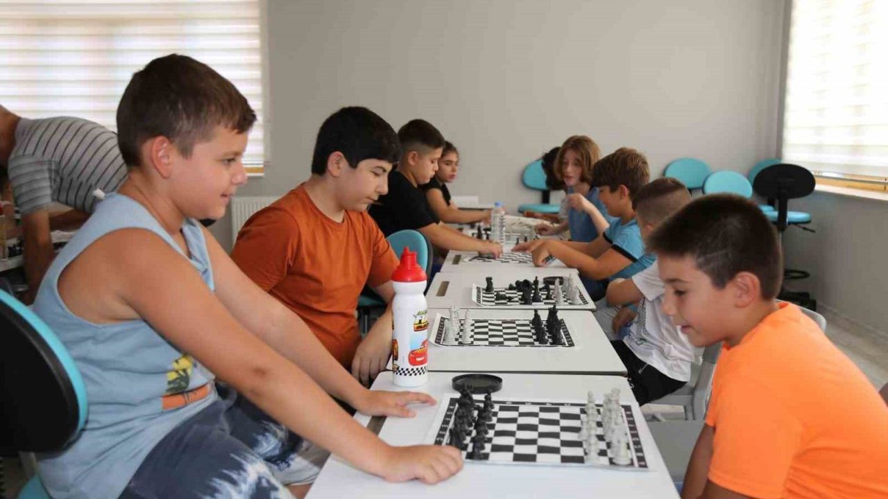 Edremit Belediyesi yeni yaz kursları başladı