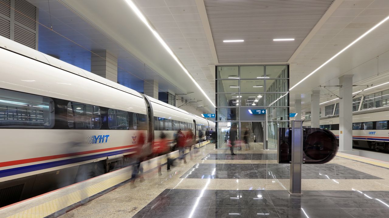 Ankara YHT Garı yolcu sayısı beklentinin altında kaldı