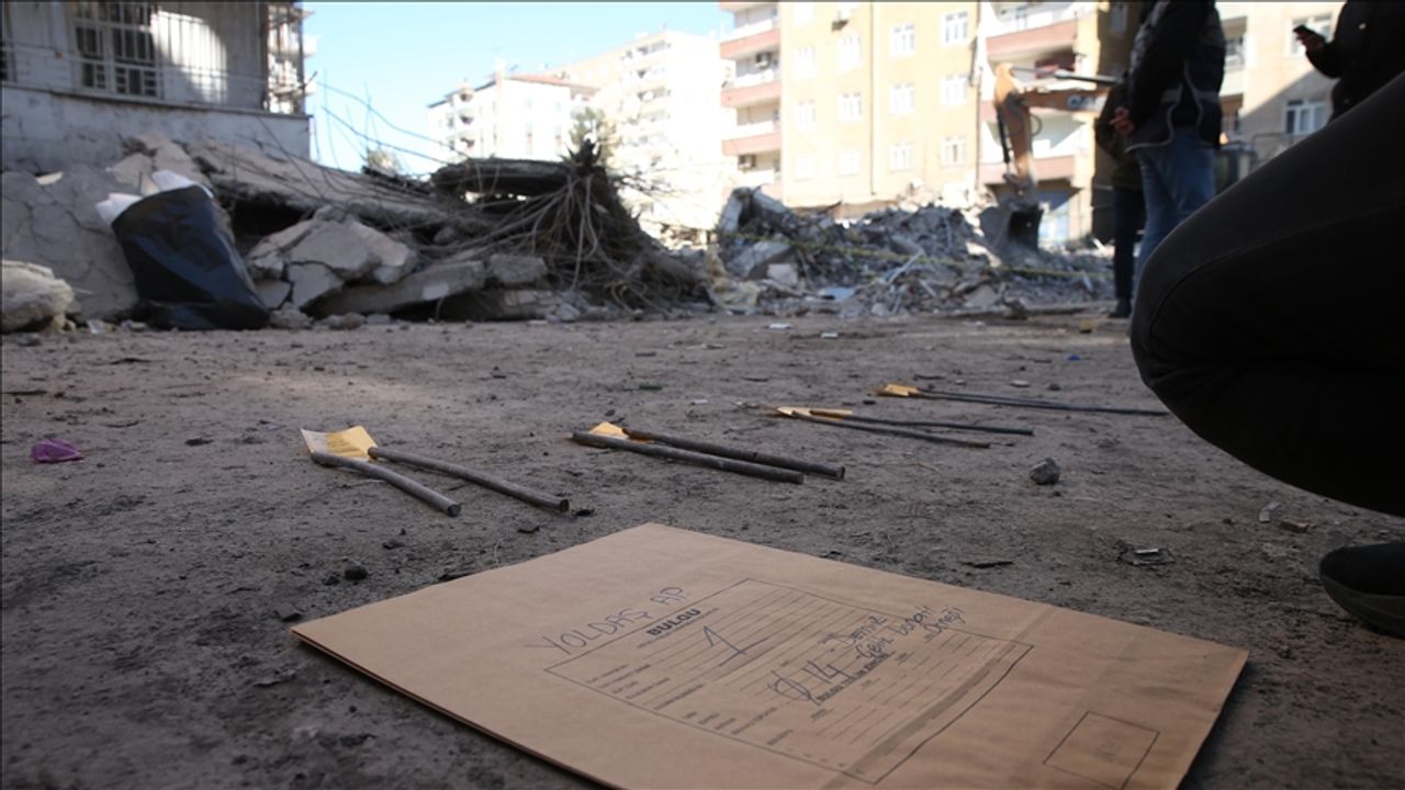 Depremde 60 kişi ölmüştü: Apartman ruhsatsız ve projesiz çıktı